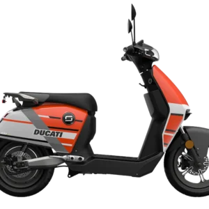 CUX Special Edition Ducati Vmoto Soco, caratterizzata dalla classica livrea rossa e bianca del brand sportivo